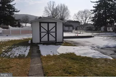 310 E Center Street, Millersburg, PA 17061 - Photo 7