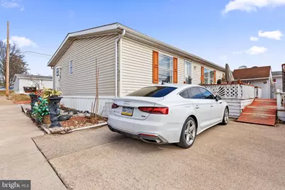 524 N Pine Street, Middletown, PA 17057 - Photo 1