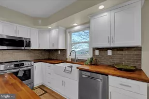 303 Gates Rd, Hershey, PA 17033 - Photo 29