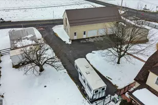 303 Gates Rd, Hershey, PA 17033 - Photo 15