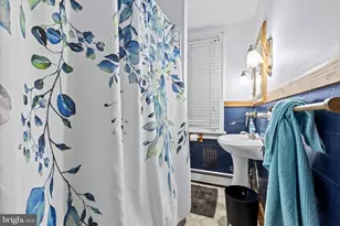 4271 N 6th St, Harrisburg, PA 17110 - Photo 13