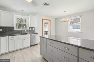 909 Sunnyside Rd, Hummelstown, PA 17036 - Photo 7