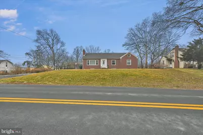 8 Crums Lane, Harrisburg, PA 17112 - Photo 1