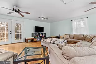 381 S 7th St, Harrisburg, PA 17113 - Photo 21