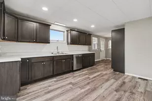 5885 Avis Ln, Harrisburg, PA 17112 - Photo 13