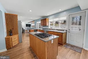 1147 Jill Dr, Hummelstown, PA 17036 - Photo 5