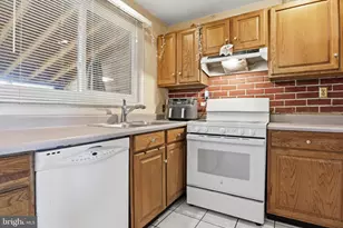 4849 Springtop Dr, Harrisburg, PA 17111 - Photo 11