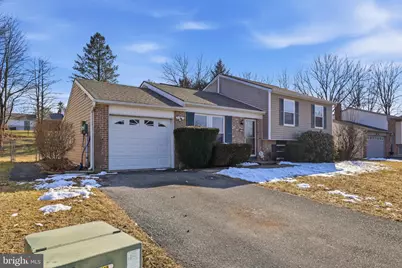 4849 Springtop Drive, Harrisburg, PA 17111 - Photo 3