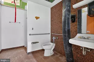 215 Pine St, Harrisburg, PA 17101 - Photo 27