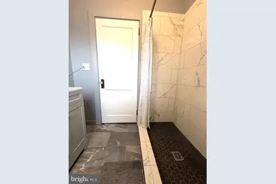 295 E Main Street #UNIT 2, Hummelstown, PA 17036 - Photo 17