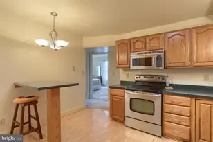 951 Innsbruck Dr, Hummelstown, PA 17036 - Photo 7