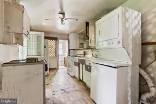 242 N 2nd St, Steelton, PA 17113 - Photo 11