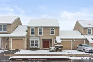 207 Crescent Dr, Hershey, PA 17033 - Photo 1