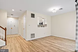 207 Crescent Dr, Hershey, PA 17033 - Photo 11