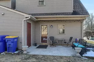 110 S Timber Ct, Harrisburg, PA 17110 - Photo 25