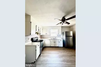 151 W Granada Avenue #1, Hershey, PA 17033 - Photo 3