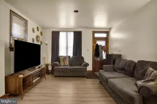 1937 Zarker St, Harrisburg, PA 17104 - Photo 5