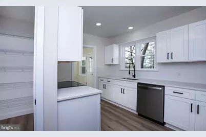 8050 Chambers Hill Road, Harrisburg, PA 17111 - Photo 21