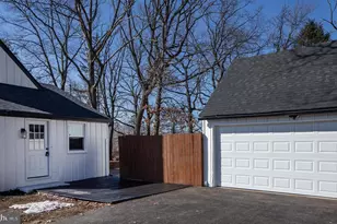 8050 Chambers Hill Rd, Harrisburg, PA 17111 - Photo 47