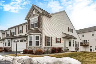 2301 Mandarin Ct, Harrisburg, PA 17110 - Photo 3