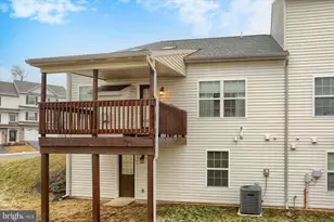 2301 Mandarin Ct, Harrisburg, PA 17110 - Photo 9