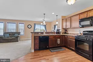 2714 Bur Ct, Harrisburg, PA 17112 - Photo 5