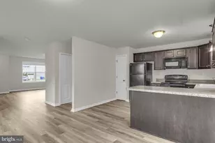 837 Gregs Dr, Harrisburg, PA 17111 - Photo 9