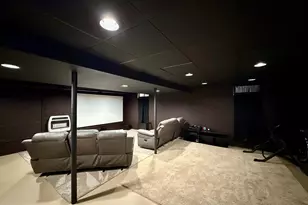 6074 Mayfair Dr, Harrisburg, PA 17112 - Photo 11