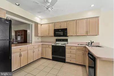 81 Cambridge Drive, Hershey, PA 17033 - Photo 7