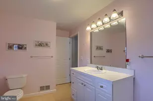 45 W Roosevelt Ave, Middletown, PA 17057 - Photo 33