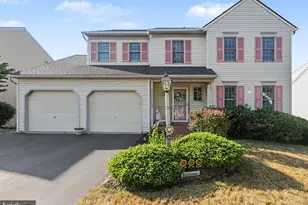 143 Jacobs Creek Dr, Hershey, PA 17033 - Photo 1