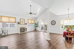 211 Brookridge Ct, Harrisburg, PA 17112 - Photo 5