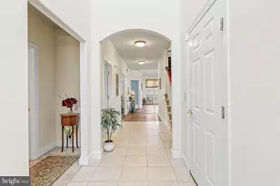 211 Brookridge Ct, Harrisburg, PA 17112 - Photo 3