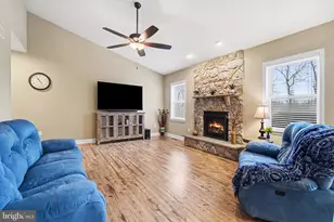 3235 Sutton Dr, Harrisburg, PA 17112 - Photo 7