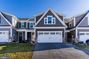 2229 Caroline Ln, Harrisburg, PA 17110 - Photo 1