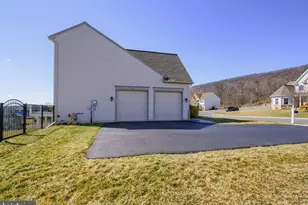 2702 Box Elder Ct, Harrisburg, PA 17112 - Photo 5