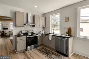 204 N Hoernerstown Rd, Hummelstown, PA 17036 - Photo 9