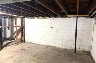 2020 Holly St, Harrisburg, PA 17104 - Photo 27