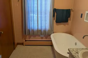 210 E Spruce St, Williamstown, PA 17098 - Photo 9