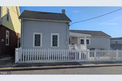 210 E Spruce Street, Williamstown, PA 17098 - Photo 7