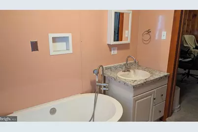 210 E Spruce Street, Williamstown, PA 17098 - Photo 29