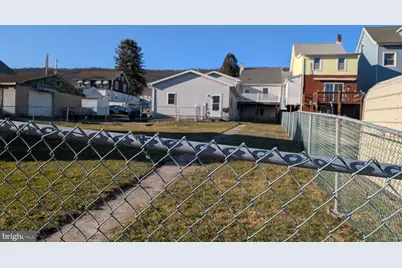 210 E Spruce Street, Williamstown, PA 17098 - Photo 15