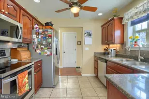 2639 Amanda Dr, Harrisburg, PA 17112 - Photo 9