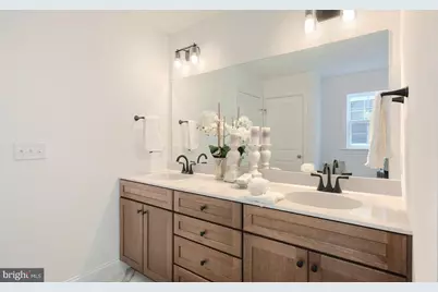 2420 Hawthorne Drive, Harrisburg, PA 17110 - Photo 23