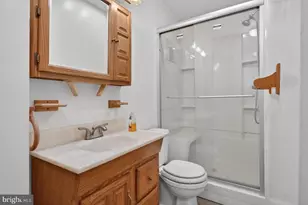 205 Peach St, Harrisburg, PA 17112 - Photo 19