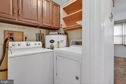 205 Peach Street, Harrisburg, PA 17112 - Photo 11