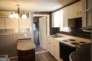 638 W Market St, Williamstown, PA 17098 - Photo 11