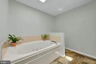 6809 Drake Dr, Harrisburg, PA 17112 - Photo 25