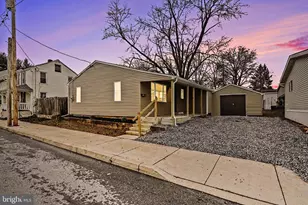 47 E High St, Middletown, PA 17057 - Photo 3