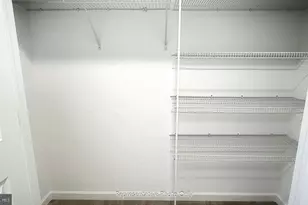 7843 Oakbrook Dr, Harrisburg, PA 17112 - Photo 9